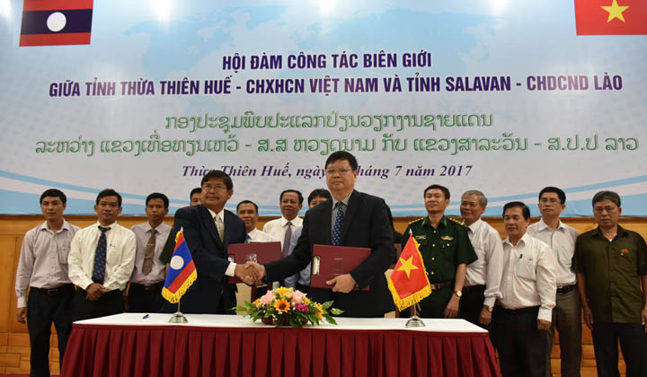 Hội đàm công tác biên giới giữa tỉnh Thừa Thiên Huế và tỉnh Salavan Lào