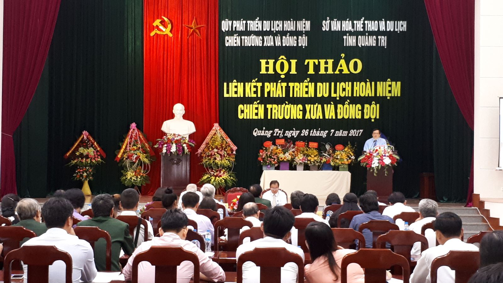 Liên kết phát triển du lịch hoài niệm chiến trường xưa và đồng đội