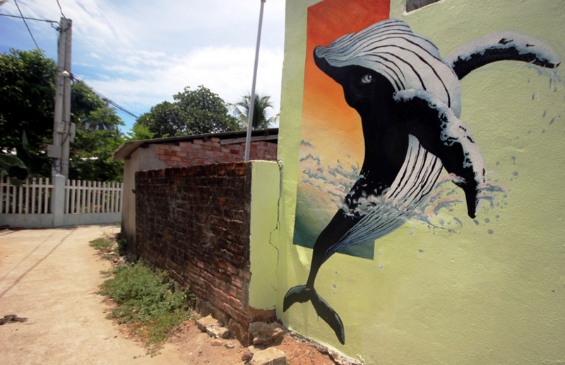 Chuyển tải thông điệp bảo vệ môi trường biển, đảo qua tranh bích họa