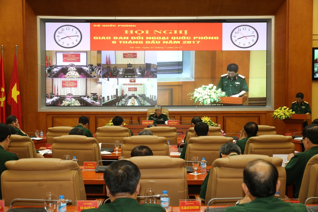 Xử lý tốt mối quan hệ về quốc phòng với các nước