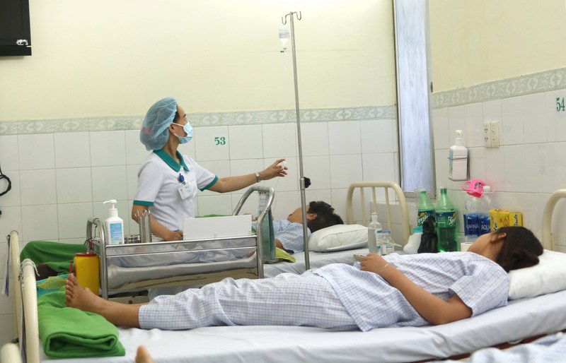 Đà Nẵng 46 du khách Lào bị ngộ độc thực phẩm đã xuất viện