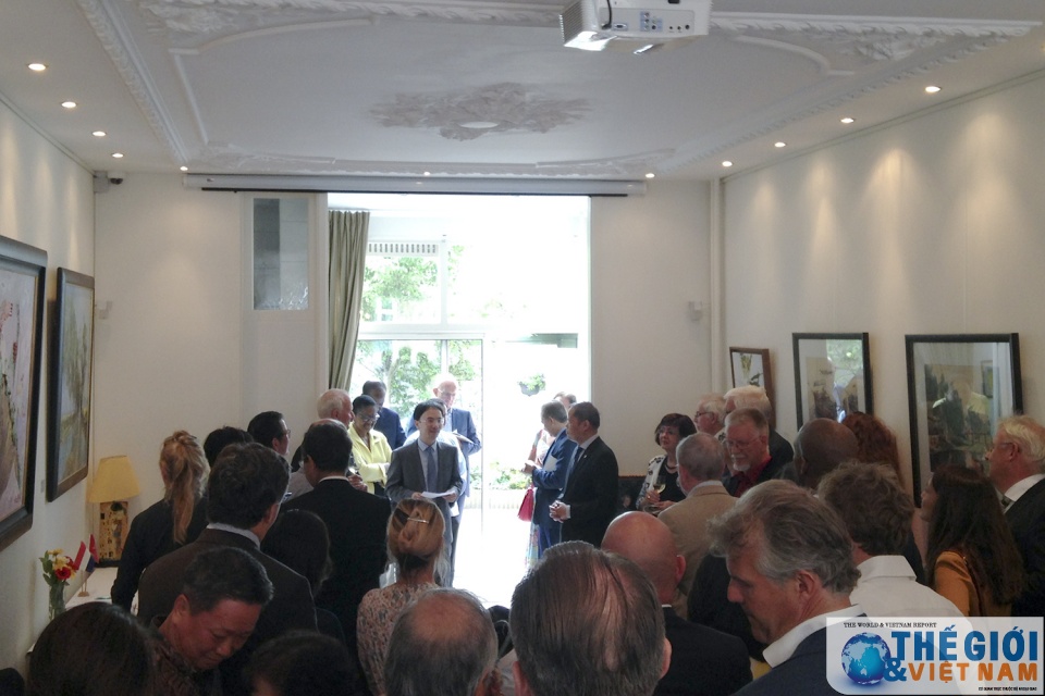 Triển lãm tranh giới thiệu về Việt Nam tại Hà Lan