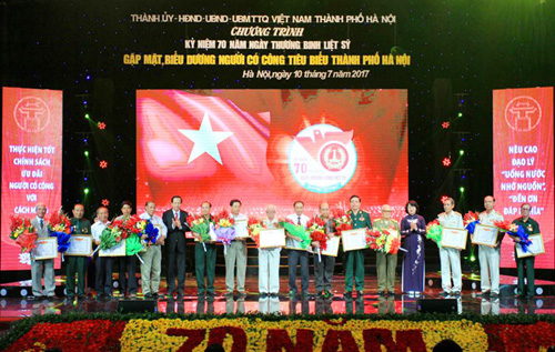 Bí thư Thành ủy Hà Nội Hoàng Trung Hải Đền ơn đáp nghĩa trở thành nét đẹp văn hóa của người Hà Nội