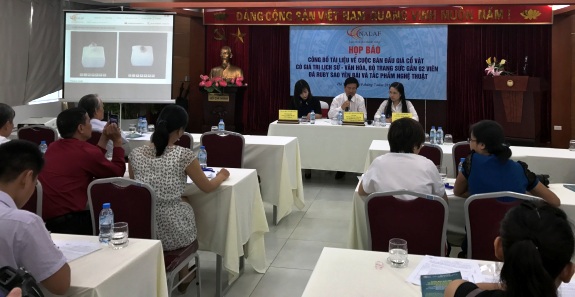 Bán đấu giá một số cổ vật, tác phẩm nghệ thuật có giá trị lịch sử, văn hóa