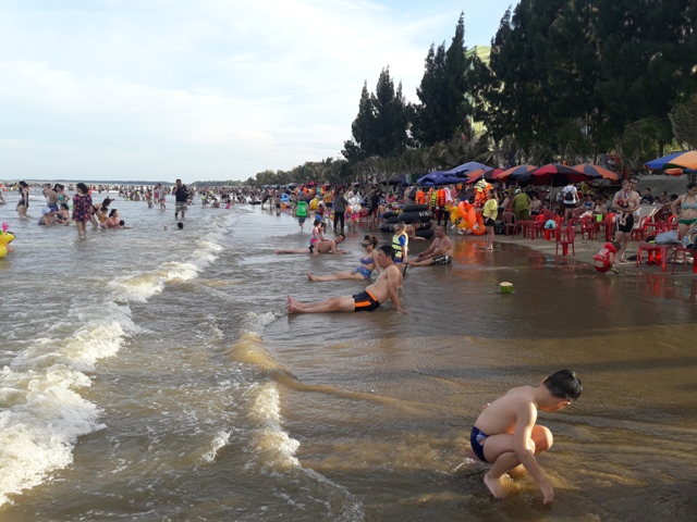 Tour giá rẻ góp phần kích cầu du lịch nội địa