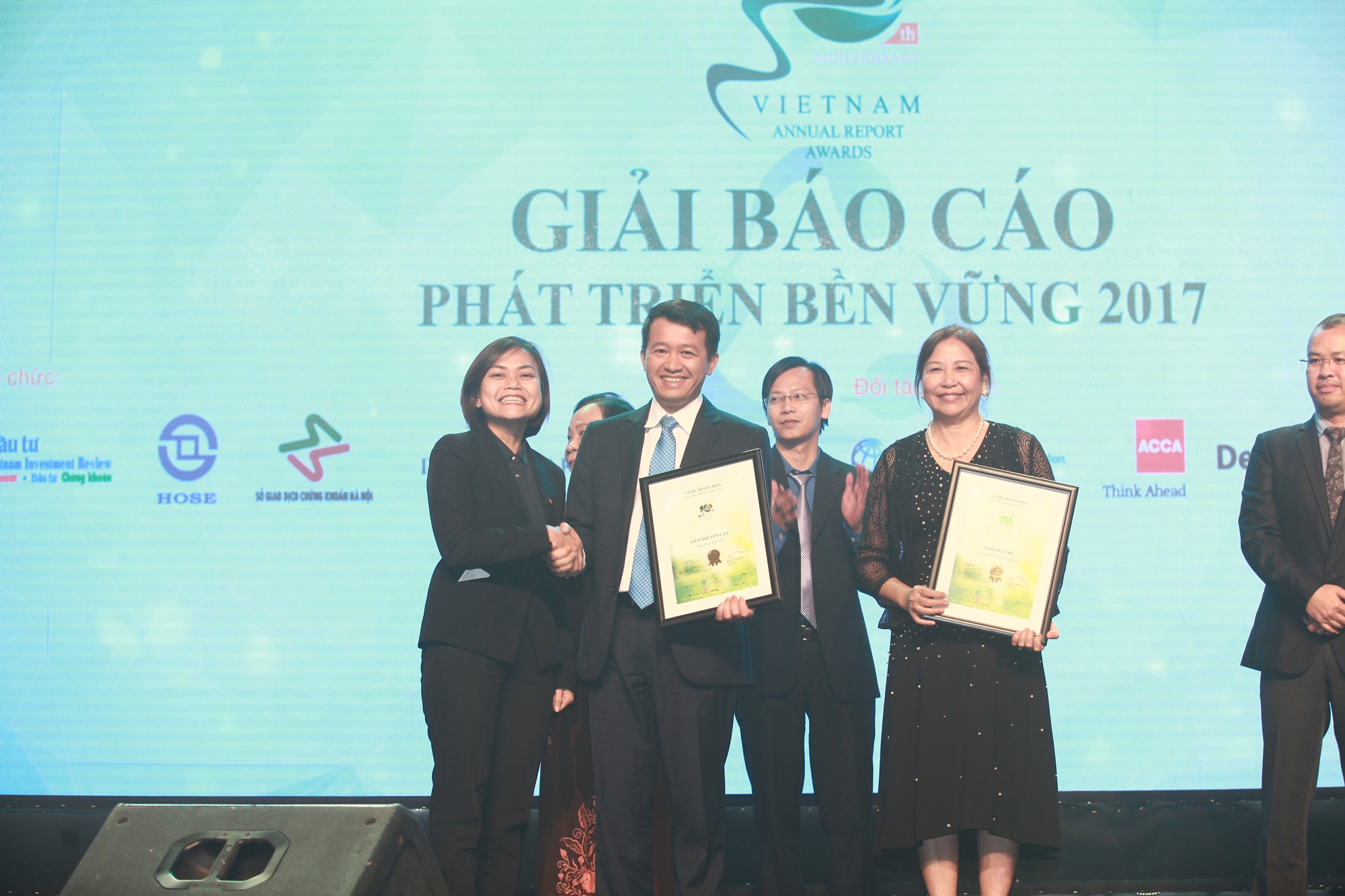 Bảo Việt giữ ngôi vị dẫn đầu tại cuộc Bình chọn Báo cáo thường niên xuất sắc nhất 2017