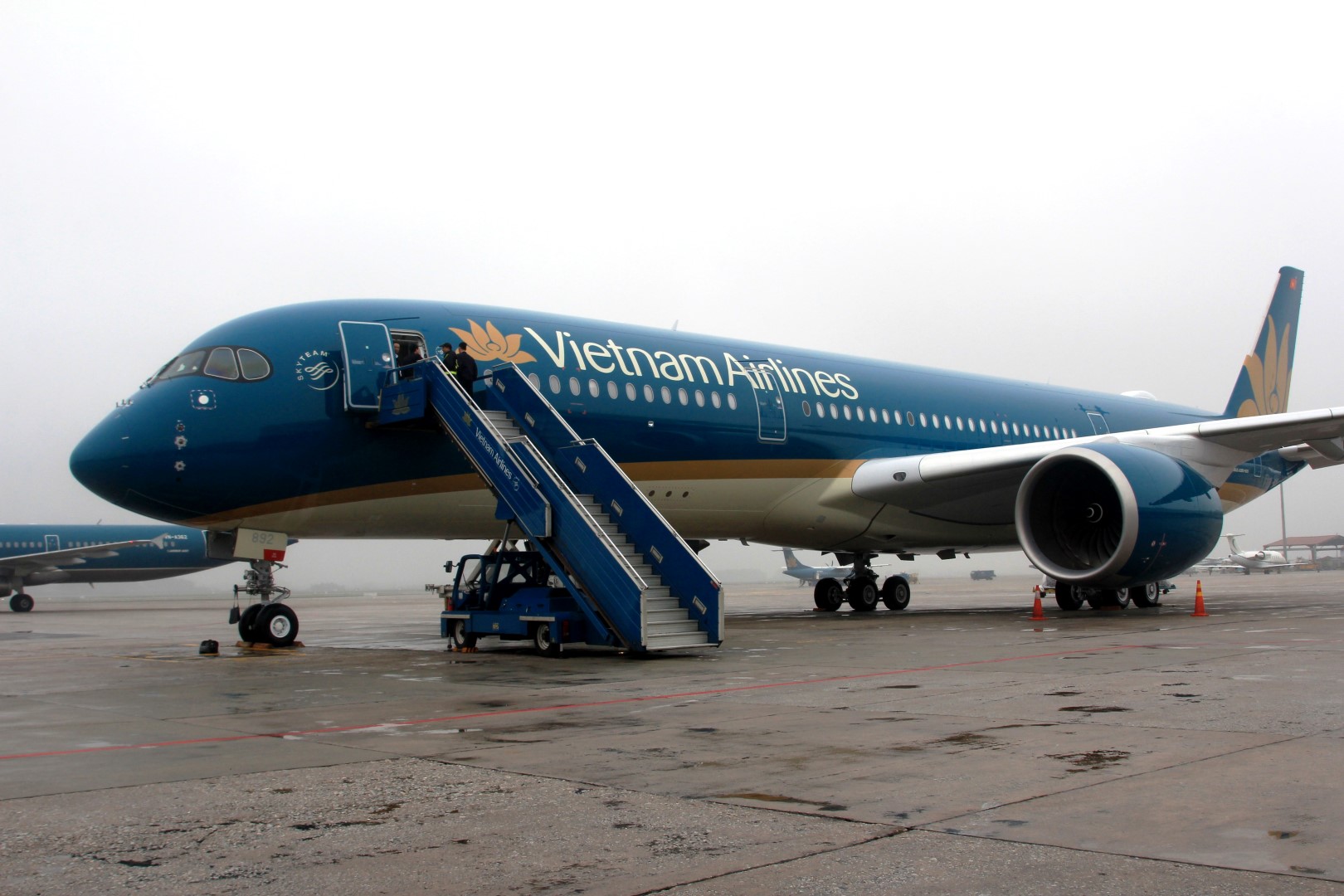 Vietnam Airlines không khai thác 11 chuyến bay đến đi từ sân bay Phú Bài Huế do ảnh hưởng bão số 4
