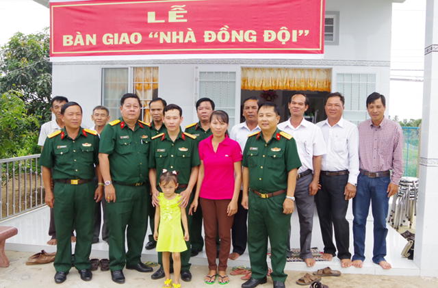 Sóc Trăng Bàn giao 3 căn Nhà đồng đội