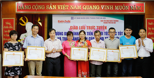 Giao lưu trực tuyến “Gương điển hình tiên tiến, người tốt, việc tốt năm 2017”