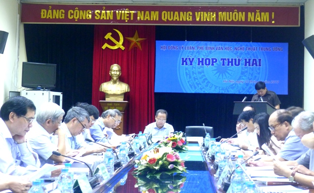Kỳ họp thứ 2 Hội đồng Lý luận, phê bình văn học, nghệ thuật Trung ương