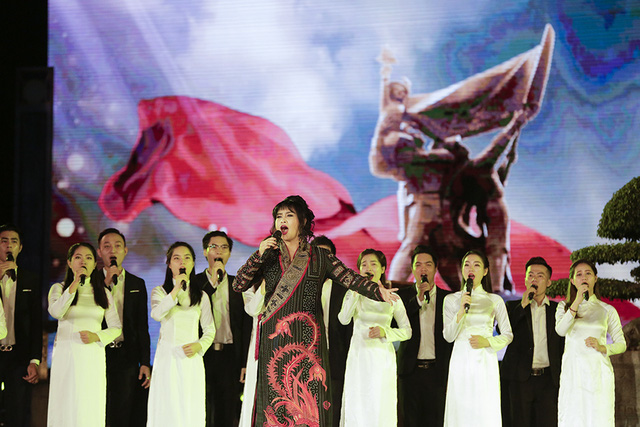 Cầu truyền hình Dáng đứng Việt Nam kỷ niệm 70 năm Ngày Thương binh - Liệt sỹ