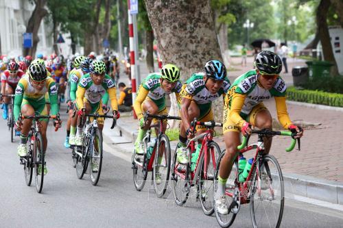 Khai mạc cuộc đua xe đạp Về Trường Sơn năm 2017