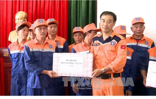 Nghệ An Cứu thành công tàu cá cùng 17 thuyền viên bị nạn trên biển