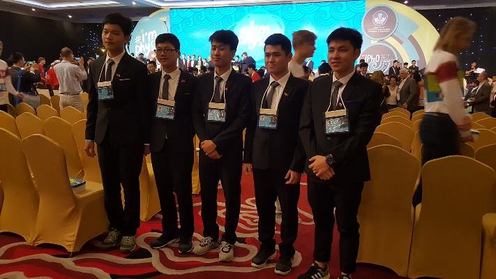 Việt Nam giành 4 Huy chương Vàng Olympic Vật lí quốc tế 2017
