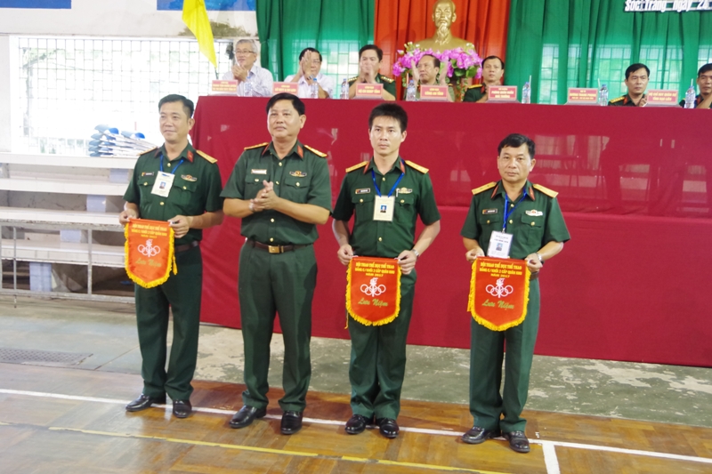 Khai mạc hội thao lực lượng vũ trang các tỉnh Sóc Trăng, Bạc Liêu, Cà Mau