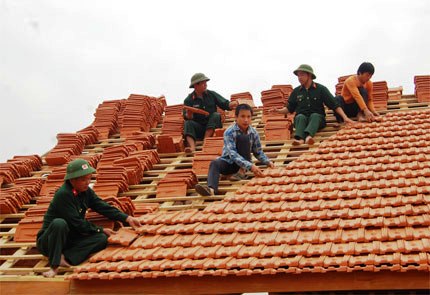 Hỗ trợ nhà ở cho người có công với cách mạng