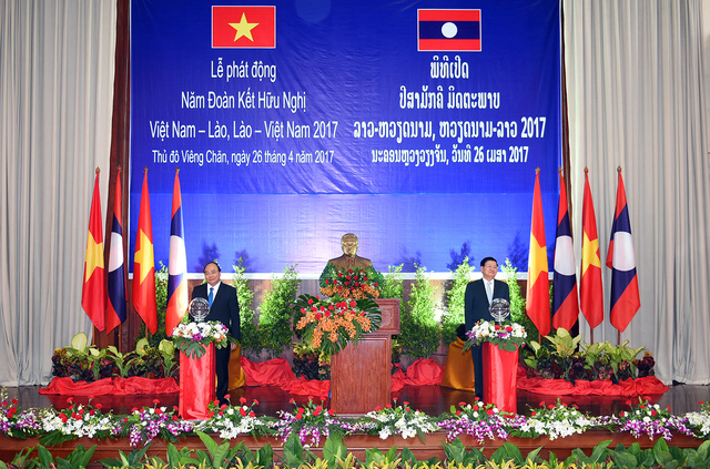 Quan hệ hữu nghị Việt–Lào “Tình sâu hơn nước Hồng Hà, Cửu Long”