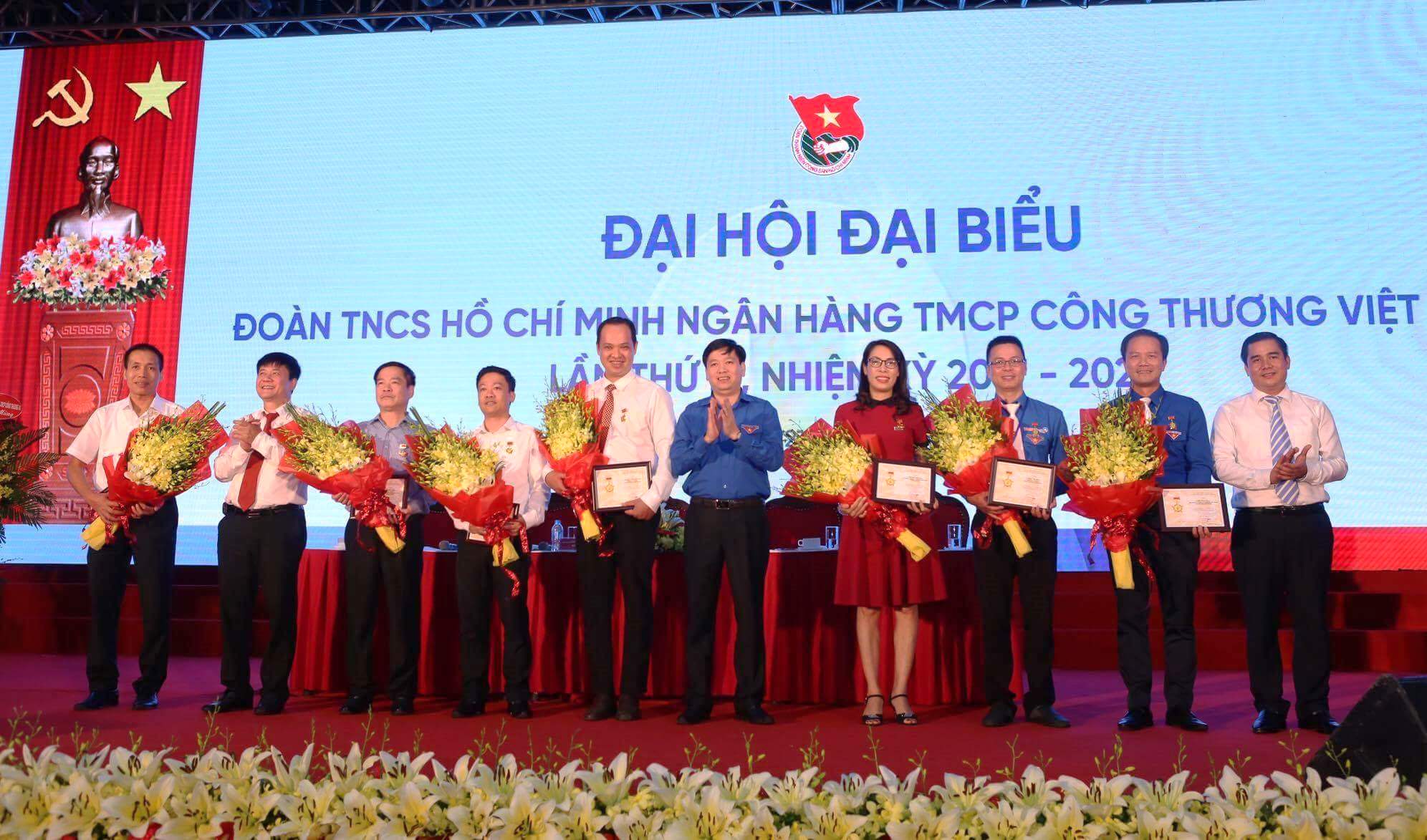 Tiếp tục củng cố, xây dựng tổ chức Đoàn Vietinbank vững mạnh