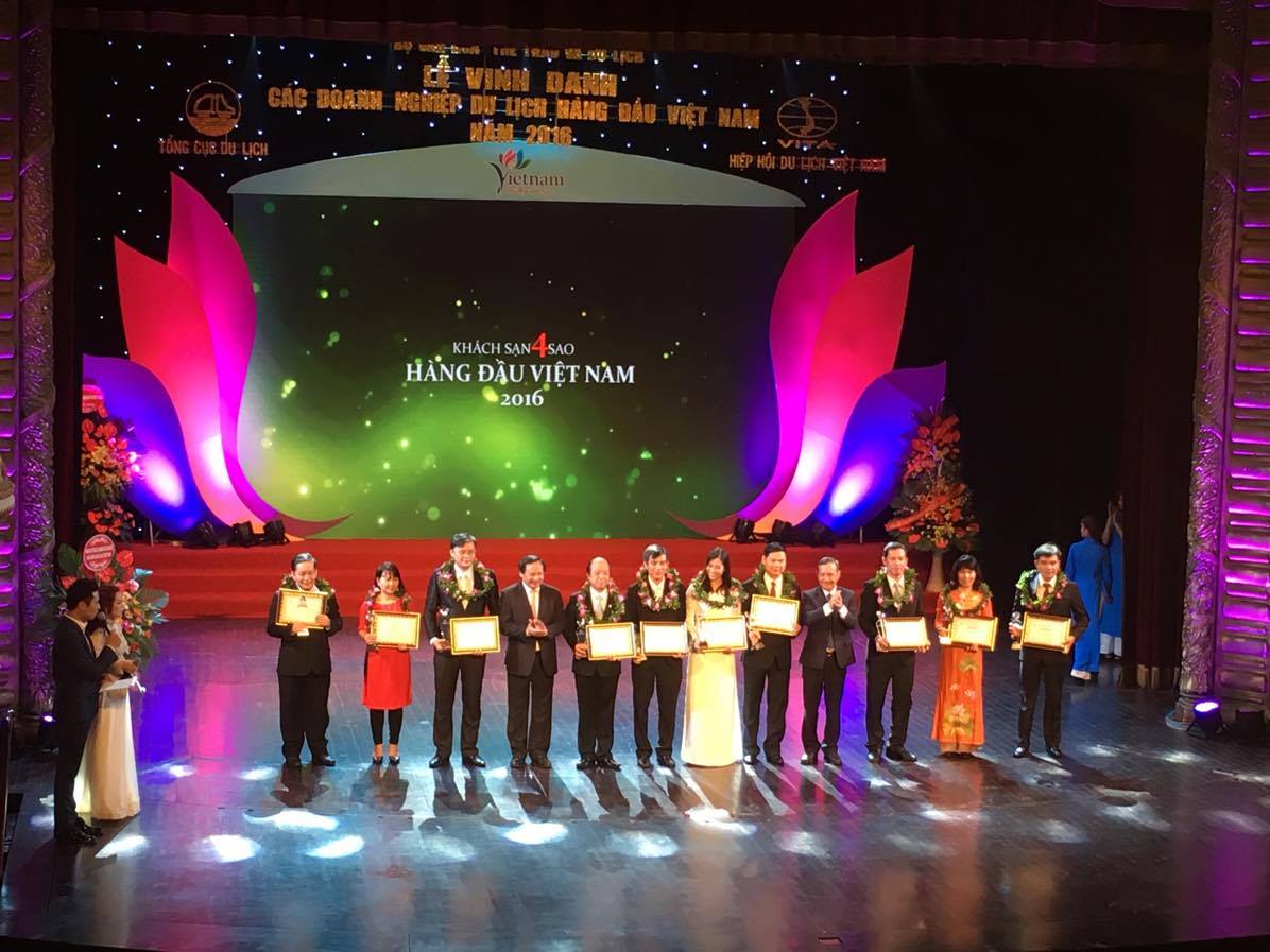 Vinh danh các doanh nghiệp du lịch hàng đầu Việt Nam 2017