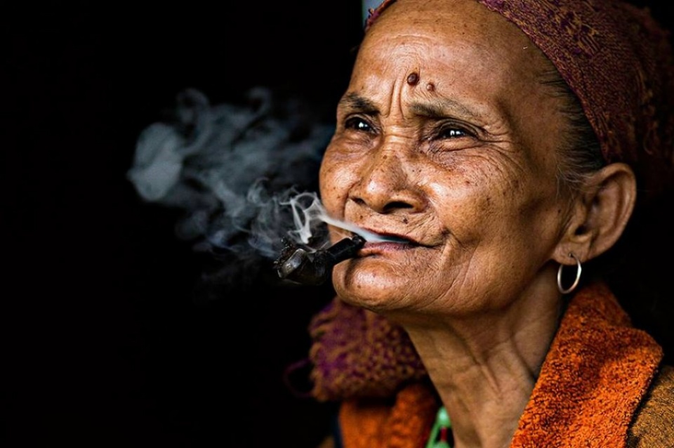 Di sản văn hóa Việt qua ống kính của nhiếp ảnh gia Pháp