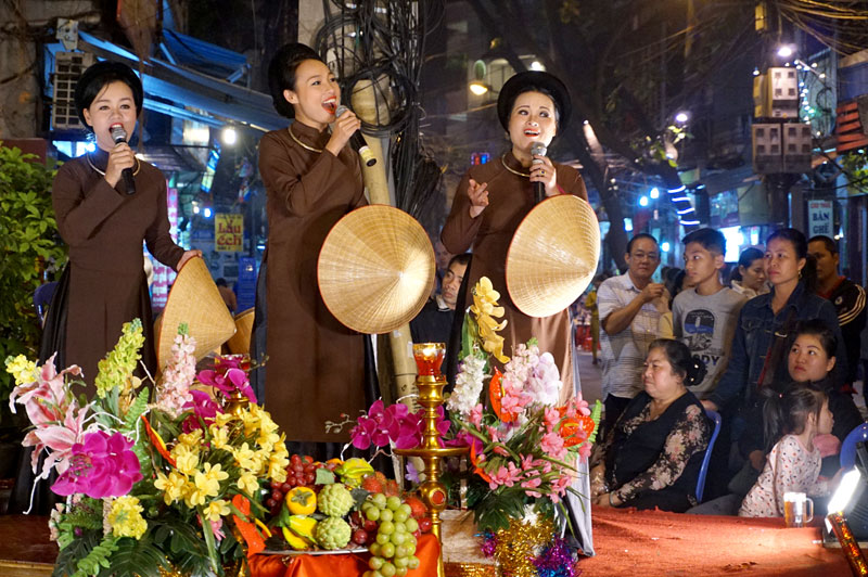 Liên hoan âm nhạc dân gian “Hà Thành 36 phố phường”