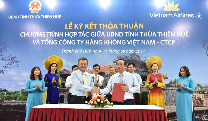 Thừa Thiên Huế Tăng cường hợp tác với Tổng công ty Hàng không Việt Nam