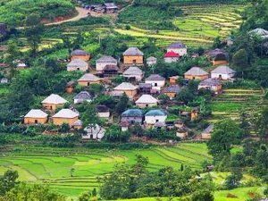 Đánh thức tiềm năng du lịch Bát Xát