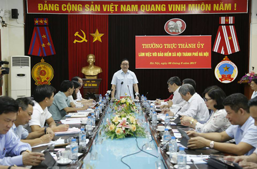 “Không để người có nghiệp vụ, đạo đức kém tiếp xúc với người dân”