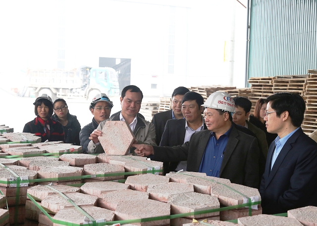 Huyện ủy Thanh Liêm Hà Nam  Lãnh đạo khai thác hiệu quả tiềm năng lợi thế, phát triển toàn diện, bền vững