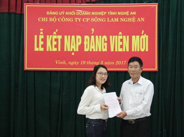 Nghệ An Nâng cao hiệu quả công tác phát triển Đảng trong doanh nghiệp ngoài khu vực nhà nước