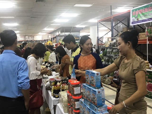 Thúc đẩy kết nối sản xuất và cung ứng trong tiêu thụ nông sản, thực phẩm an toàn