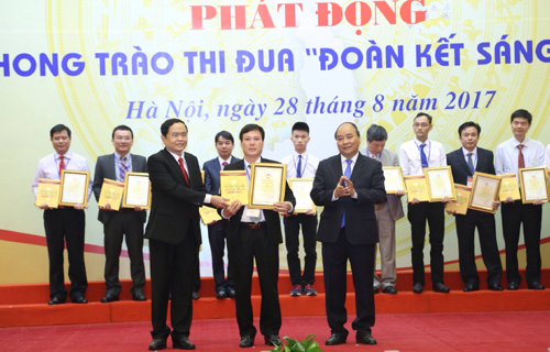 Thủ tướng Nguyễn Xuân Phúc Khơi dậy và phát huy cao độ sức sáng tạo của mỗi người Việt Nam