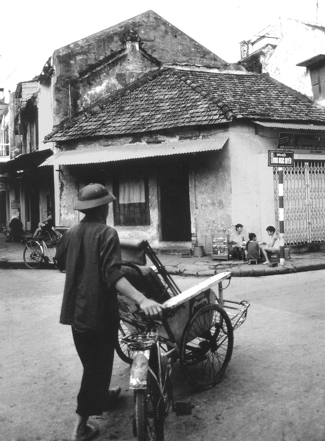 Triển lãm ảnh 10 năm - Vì tình yêu Hà Nội