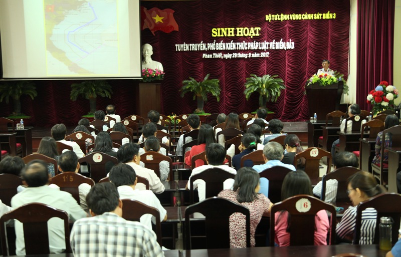 Bình Thuận Tổ chức tuyên truyền, phổ biến kiến thức pháp luật về biển, đảo ​