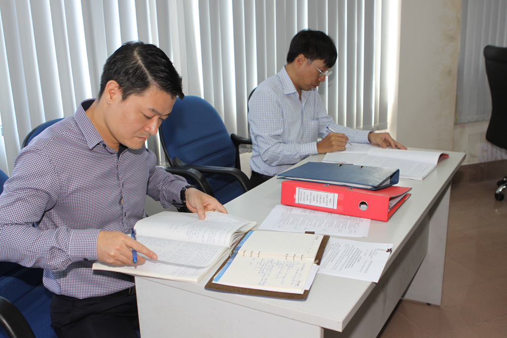 Đảng ủy EVN  Kiểm tra, khảo sát tình hình phát triển đảng viên và quản lý đảng viên