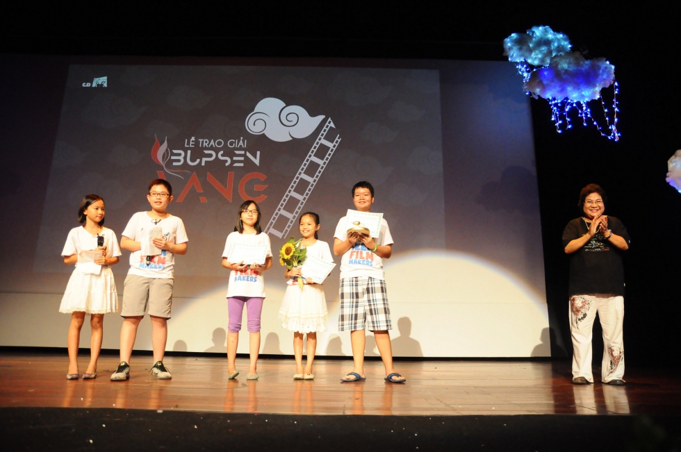 Giải Búp sen vàng năm 2017 với chủ đề “Kính vạn hoa”