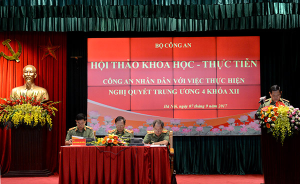 Hội thảo khoa học Công an nhân dân với việc thực hiện Nghị quyết Trung ương 4 khóa XII