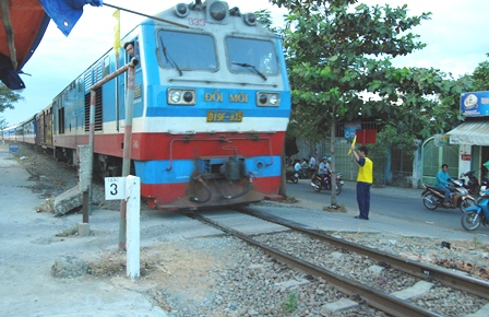 Đồng Nai nỗ lực đảm bảo an toàn hành lang giao thông đường sắt