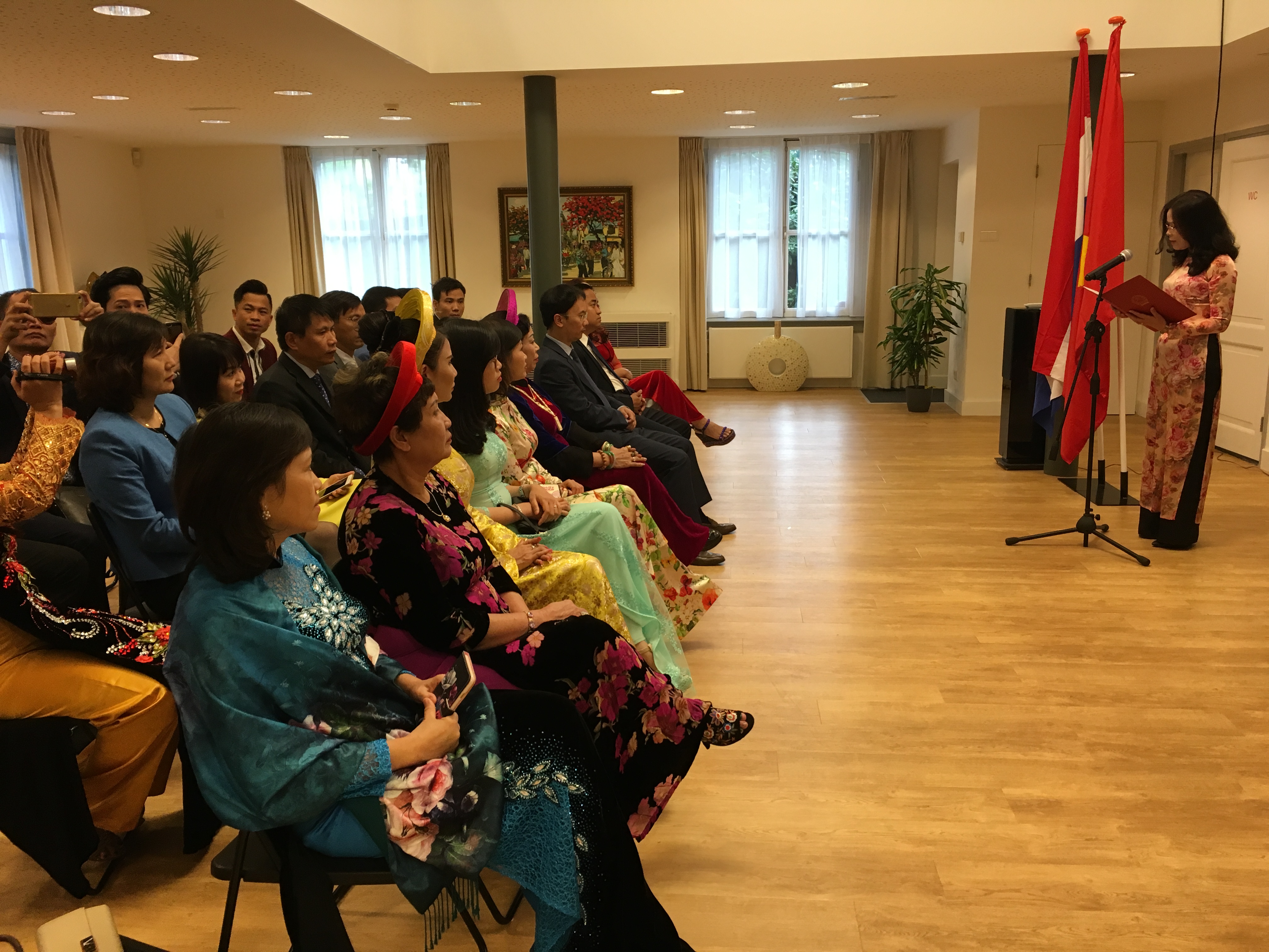 Đại sứ quán Việt Nam tại Hà Lan tổ chức Kỷ niệm 72 năm Cách mạng Tháng Tám và Quốc khánh 2 9