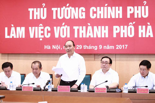Thủ tướng Nguyễn Xuân Phúc Hà Nội nên đi trước cả nước để làm gương