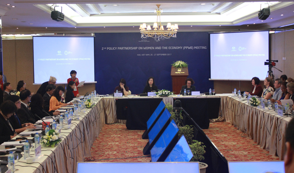 Các thành viên APEC tiếp tục thảo luận nhằm nâng cao cơ hội kinh tế của phụ nữ
