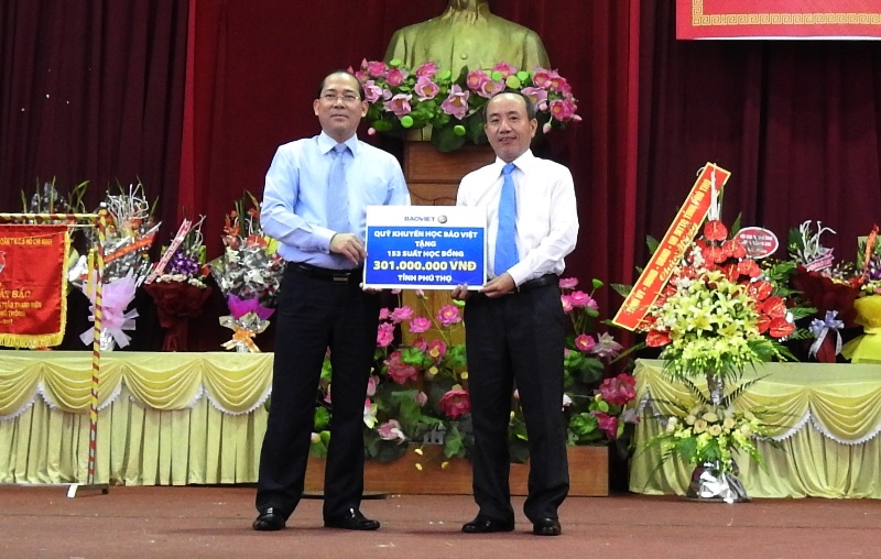 Tập đoàn Bảo Việt dành gần 30 tỷ đồng cho thế hệ trẻ nhân dịp khai trường