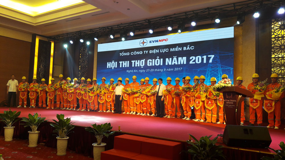 123 công nhân EVNNPC tranh tài Thợ giỏi