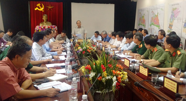 Cấp điện trở lại cho 100 trung tâm huyện, thị của tỉnh Hà Tĩnh trong 3 ngày