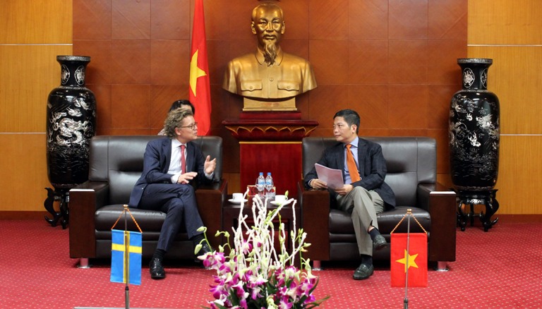 Tăng cường quan hệ hợp tác về thương mại, công nghiệp giữa Việt Nam và Thụy Điển