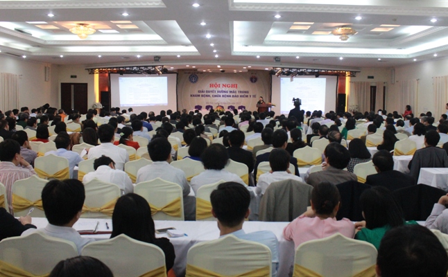 Giải quyết vướng mắc trong khám bệnh, chữa bệnh bảo hiểm y tế