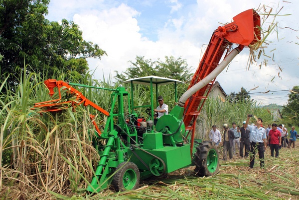 Phú Yên Học hết lớp 5 “kỹ sư chân đất” cho ra đời 7 chiếc máy nông nghiệp