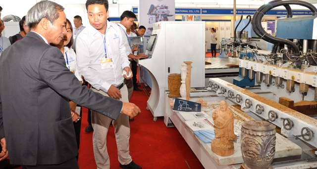 Từ 18 đến 21 10 sẽ diễn ra triển lãm quốc tế công nghiệp máy chế biến gỗ Việt Nam