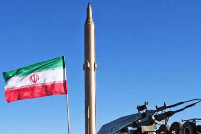 Iran mạnh mẽ bảo vệ chương trình phát triển tên lửa