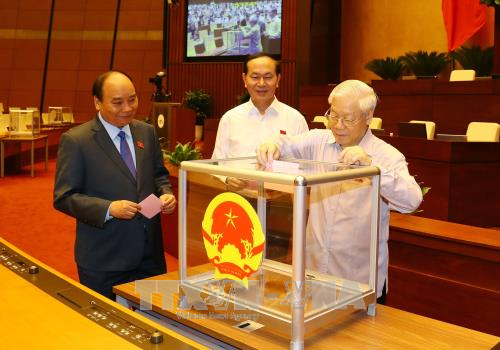Quốc hội bỏ phiếu kín phê chuẩn Bộ trưởng Giao thông vận tải và Tổng thanh tra Chính phủ